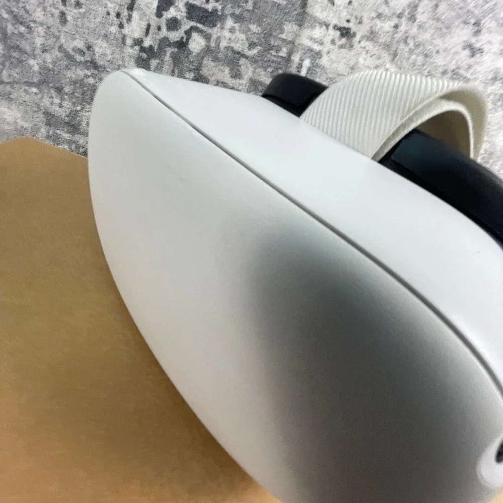 Meta Quest 2 128GB VR Headset Bundle with Bondir Case with Hexigo Battery Strap